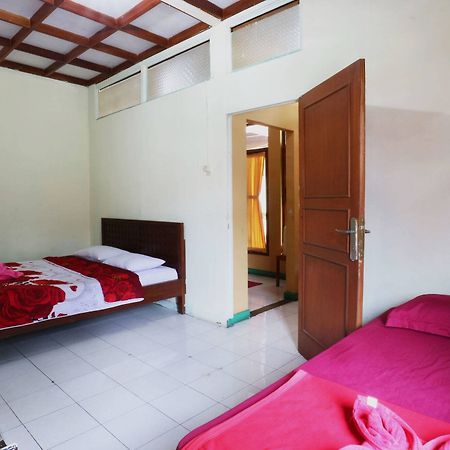 Hotel Arjuna Cisarua Eksteriør billede