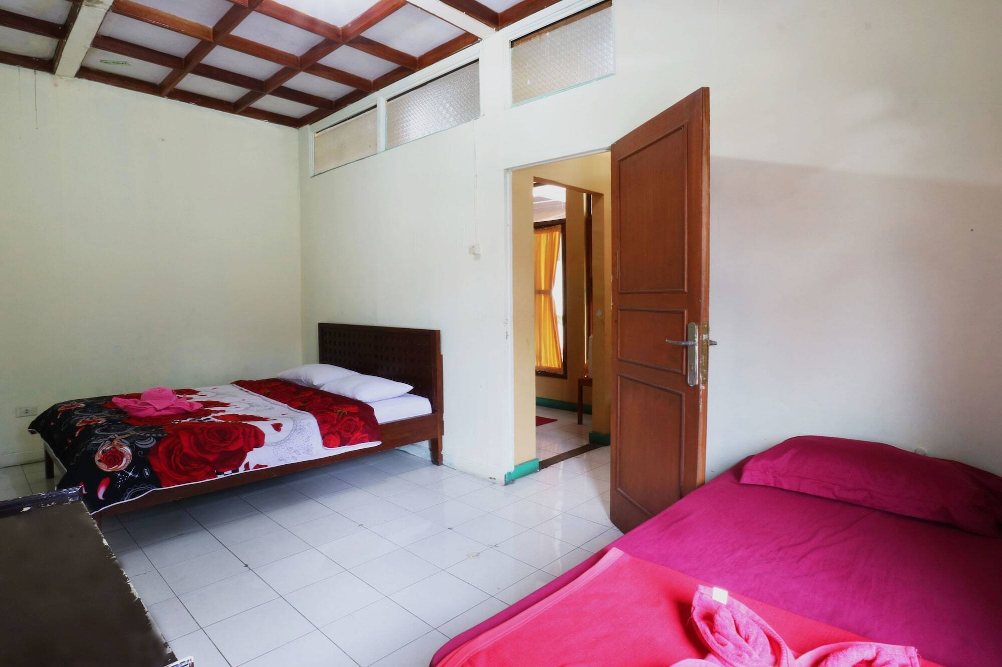 Hotel Arjuna Cisarua Eksteriør billede